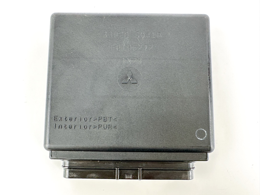 2002 Suzuki 115 HP 4 Stroke Outboard Engine Control Unit ECU 33920-90J10 OEM