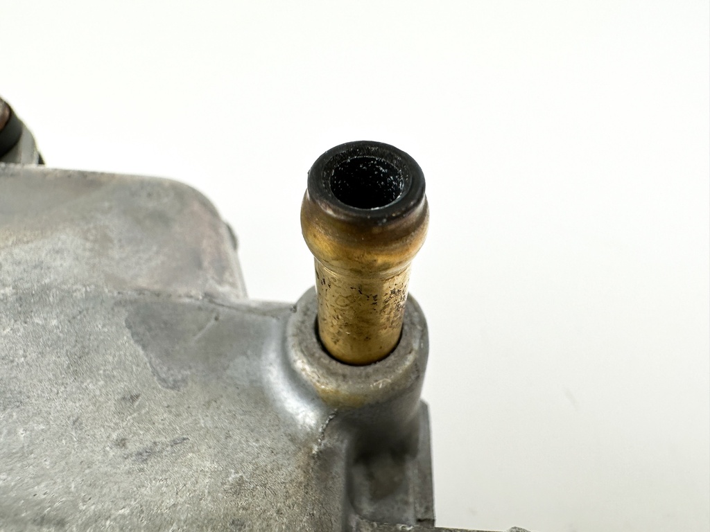 Suzuki DF 90 100 115 140 HP Outboard VST Fuel Vapor Separator 15600-90J00