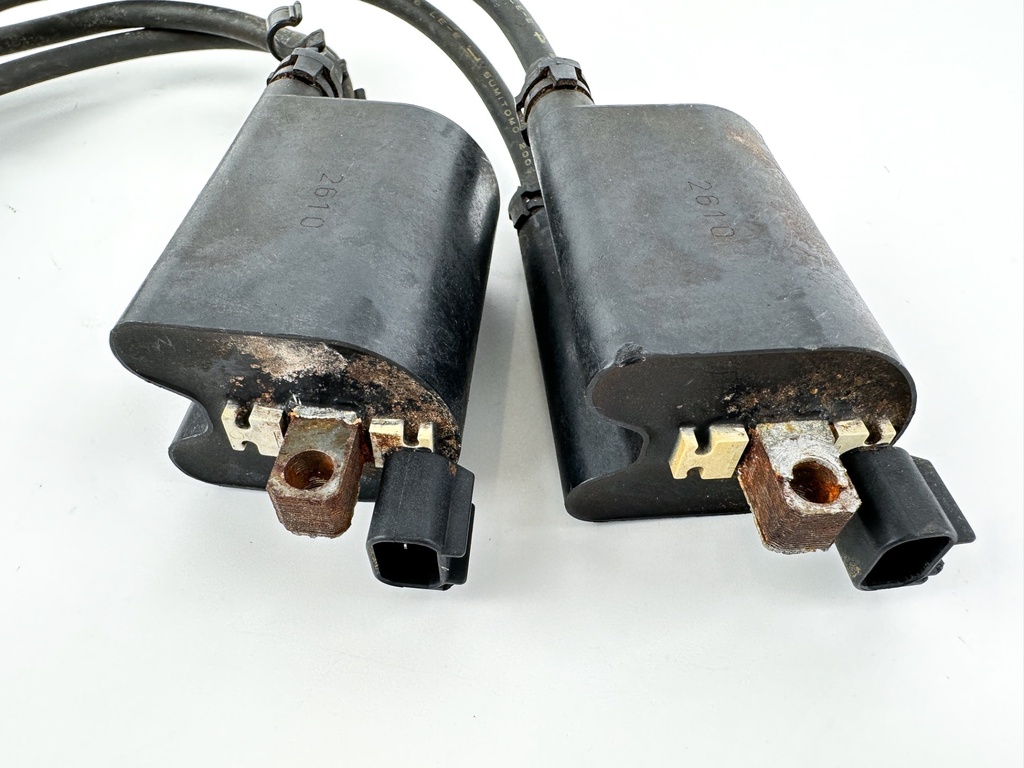 2002 Suzuki 140 HP 4 Stroke Outboard Ignition Coil Set 33410-90J00 OEM