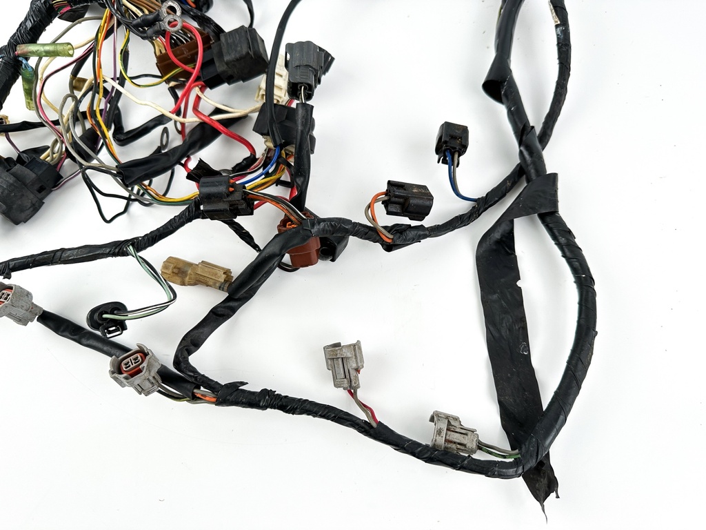 2002 Suzuki 140 HP 4 Stroke Outboard Engine Wire Harness 36610-90J00 OEM