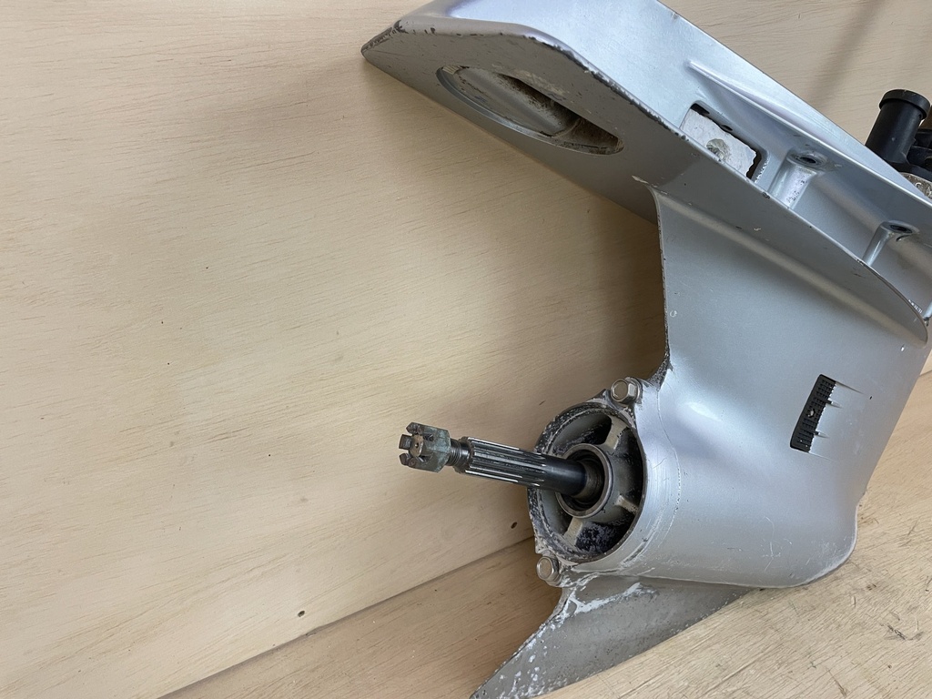 Honda BF200 BF225 200HP 225HP Lower Unit Gear Case 30" Shaft Counter Rotation