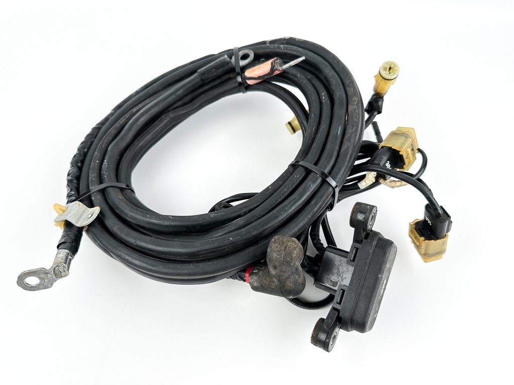 2001 Honda 130 HP 4 Stroke Outboard Battery Cables 32410-ZW5-000 OEM