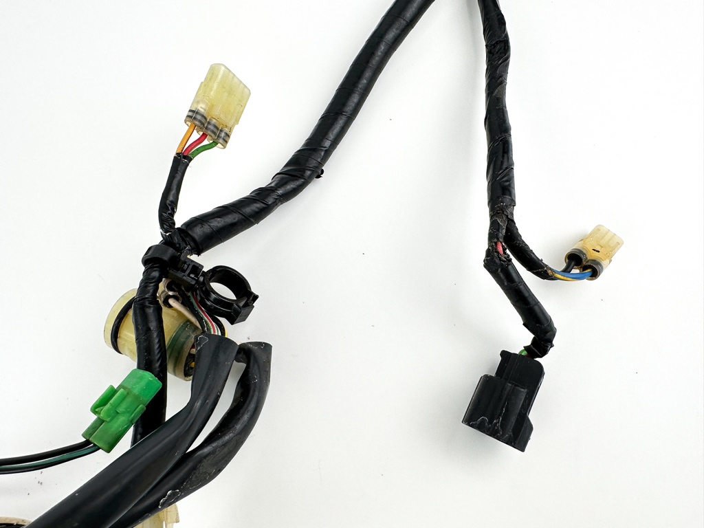 2001 Honda 130 HP 4 Stroke Outboard Engine Wire Harness 32520-ZW5-000 OEM