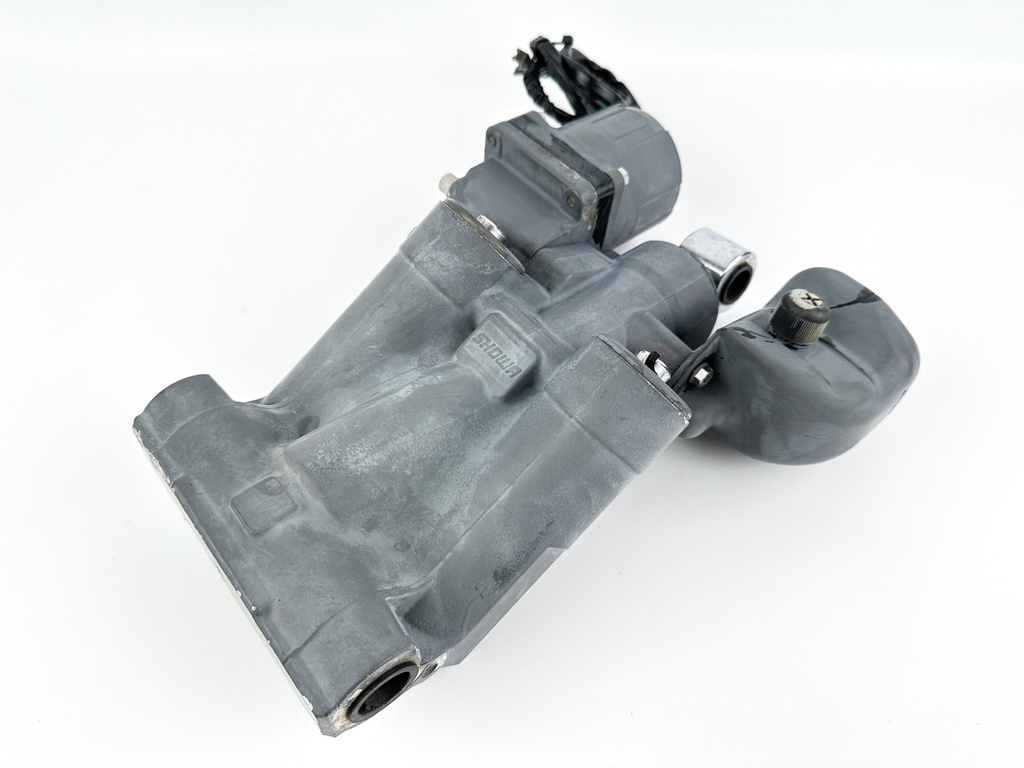 2001 Honda 130 HP 4 Stroke Outboard Power Trim Tilt Unit 56000-ZW1-708 OEM