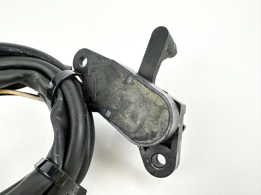 2004 Suzuki 115 HP 4 Stroke Outboard Trim Sender Unit Sensor 34801-99E01 OEM