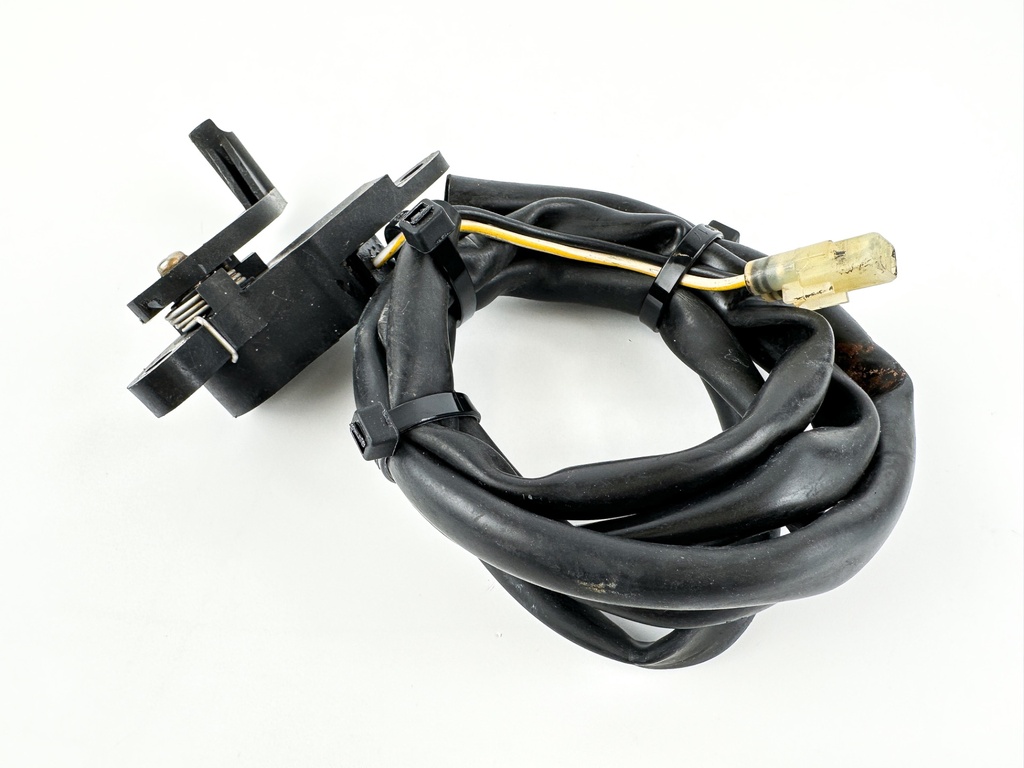 2004 Suzuki 115 HP 4 Stroke Outboard Trim Sender Unit Sensor 34801-99E01 OEM