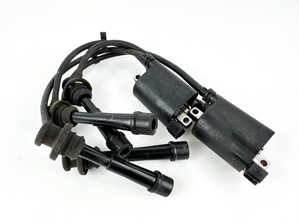 2004 Suzuki 115 HP 4 Stroke Outboard Ignition Coil Set 33410-90J00 OEM