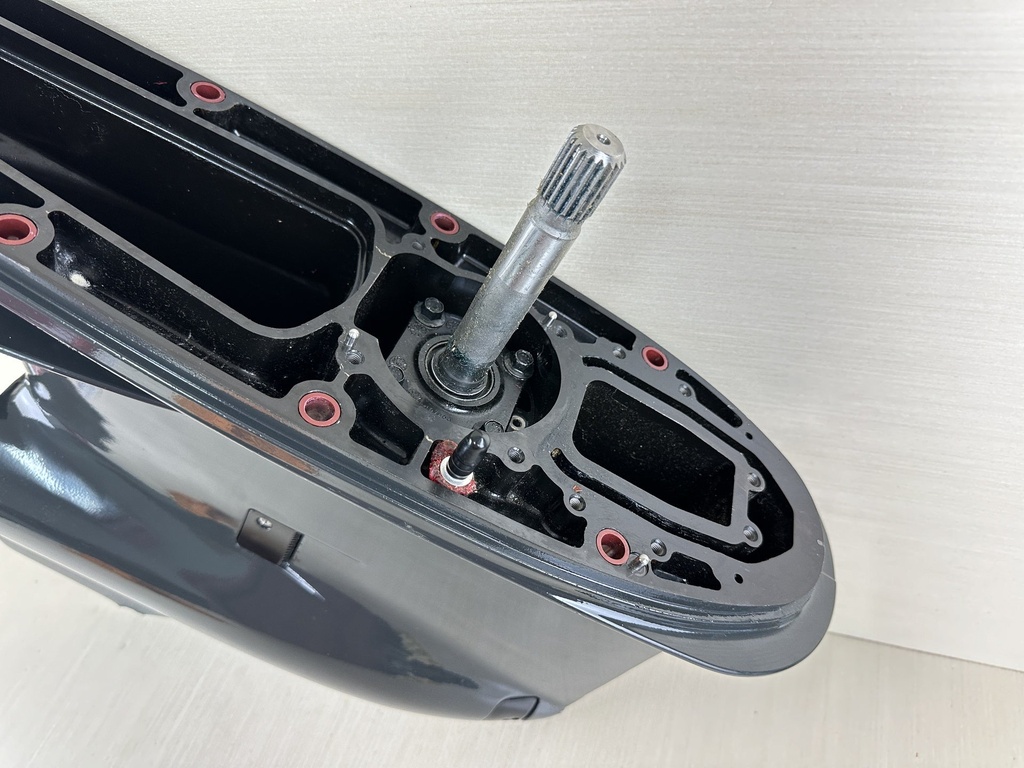 Evinrude G2 200 225 250 300 HP 3.4L Lower Unit Gear Case Counter Rotation Brand New