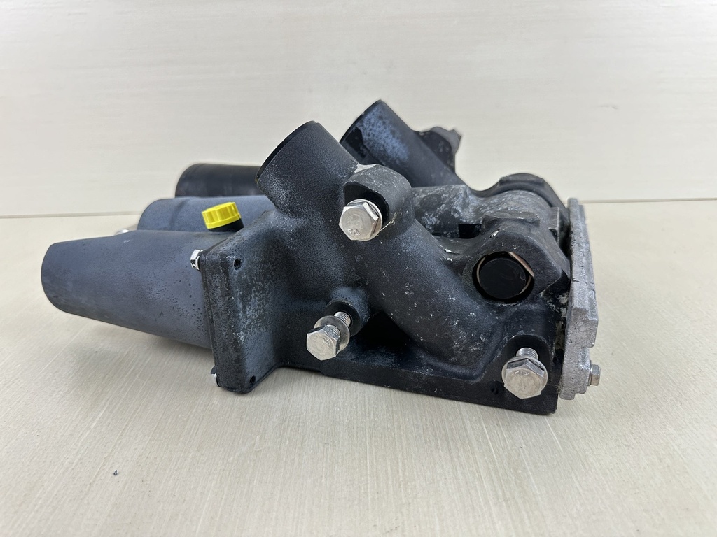 2015 Mercury 200HP Verado Power Trim & Tilt Unit Assembly 855998A3 8M0168222