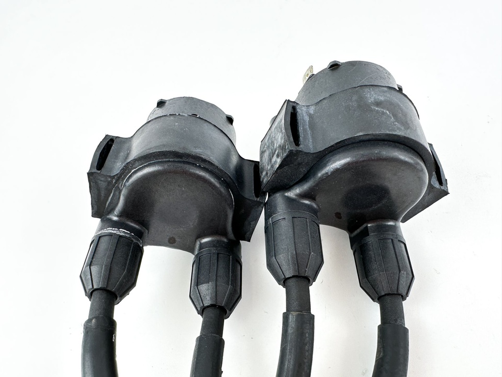 2005 Honda 90 HP 4 Stroke Outboard Ignition Coil Set 30500-ZW1-505 OEM