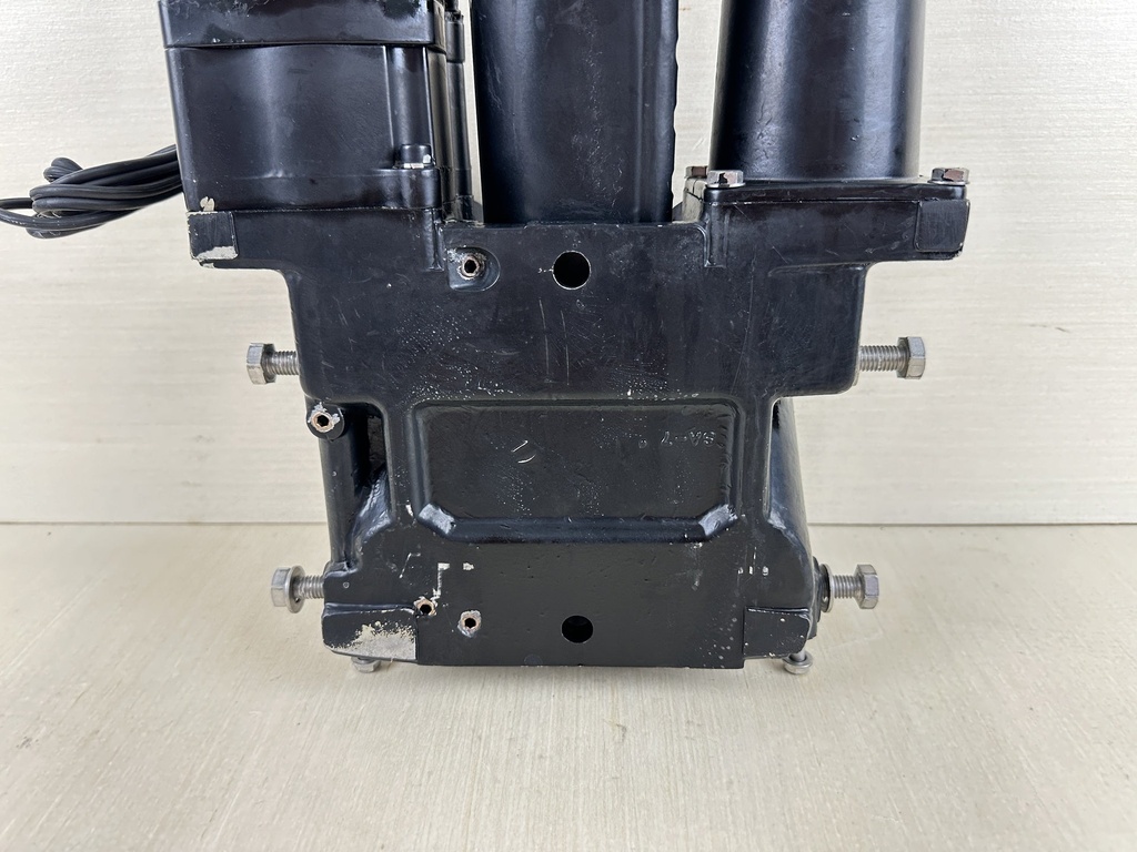 2000 Mercury 135 - 200HP Optimax Power Trim And Tilt Unit Assembly 2 Wire