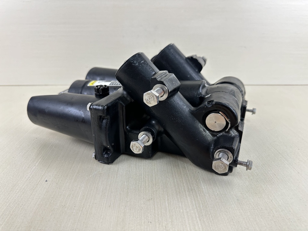 2000 Mercury 135 - 200HP Optimax Power Trim And Tilt Unit Assembly 2 Wire