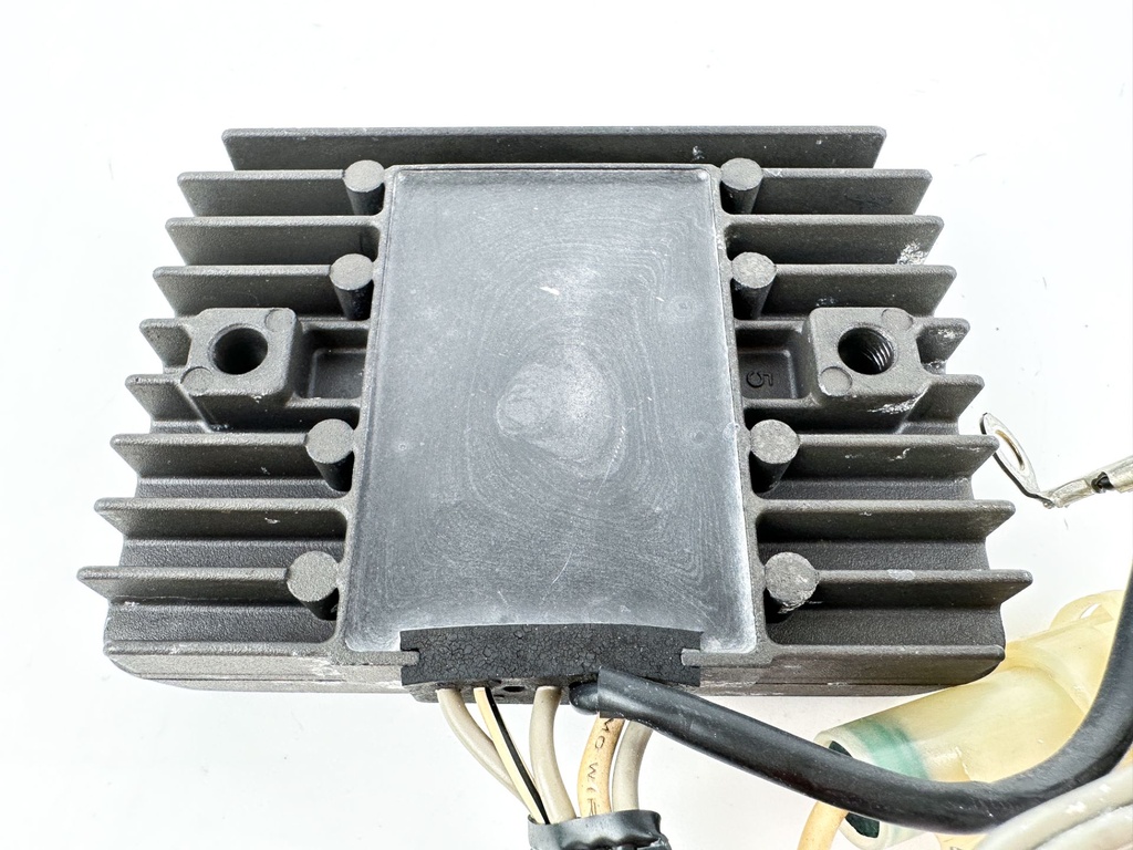 2005 Honda 75 HP 4 Stroke Outboard Rectifier & Regulator 31750-ZW1-003 OEM