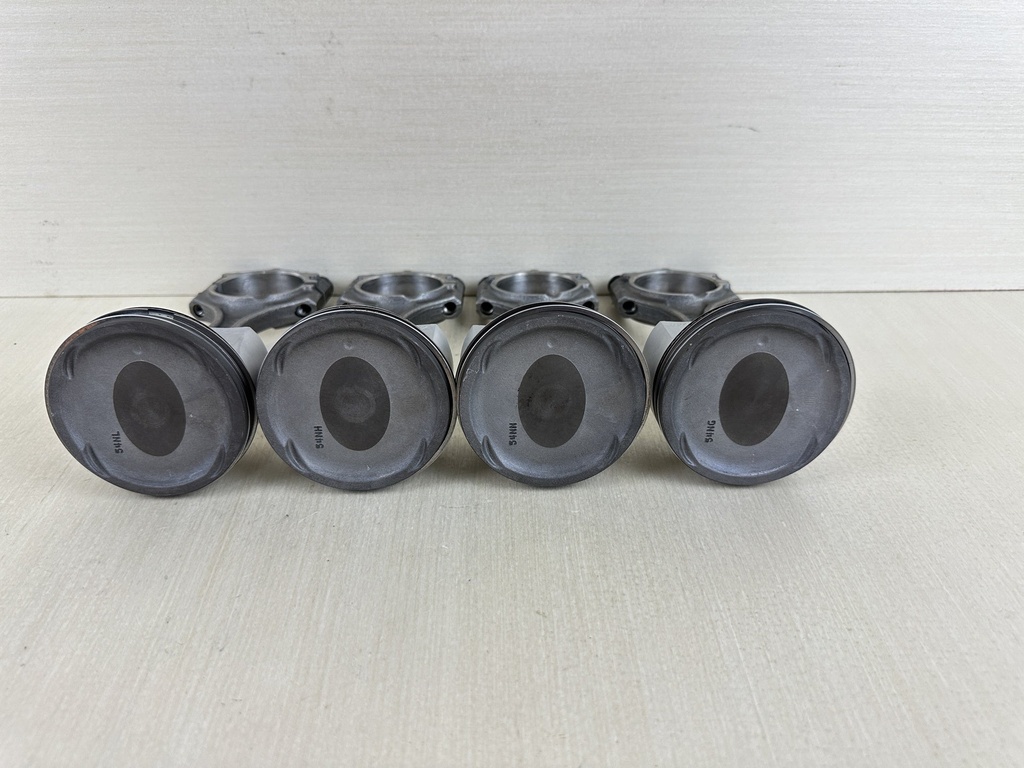 2015 Yamaha 115HP 4 Stroke Outboard Piston & Connecting Rod Set 4 6EK-W1165-00-00