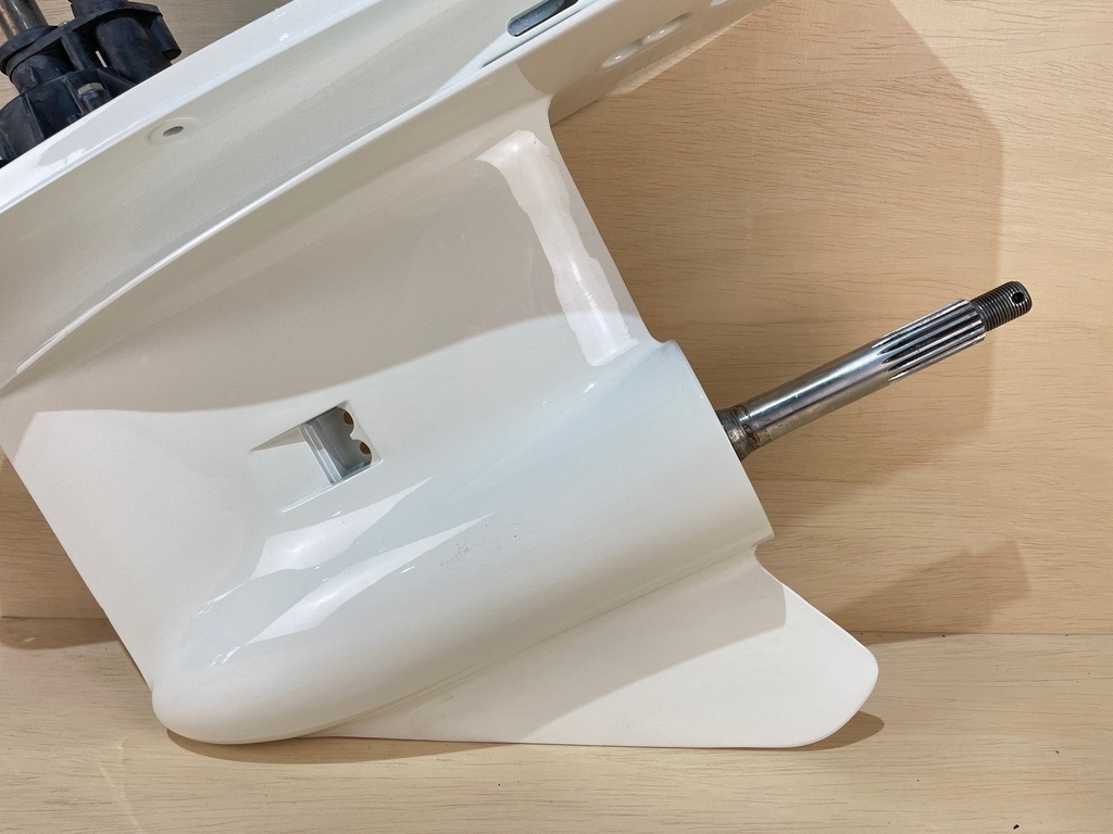 Evinrude Etec 115HP V4 25" Lower Unit Gear Case