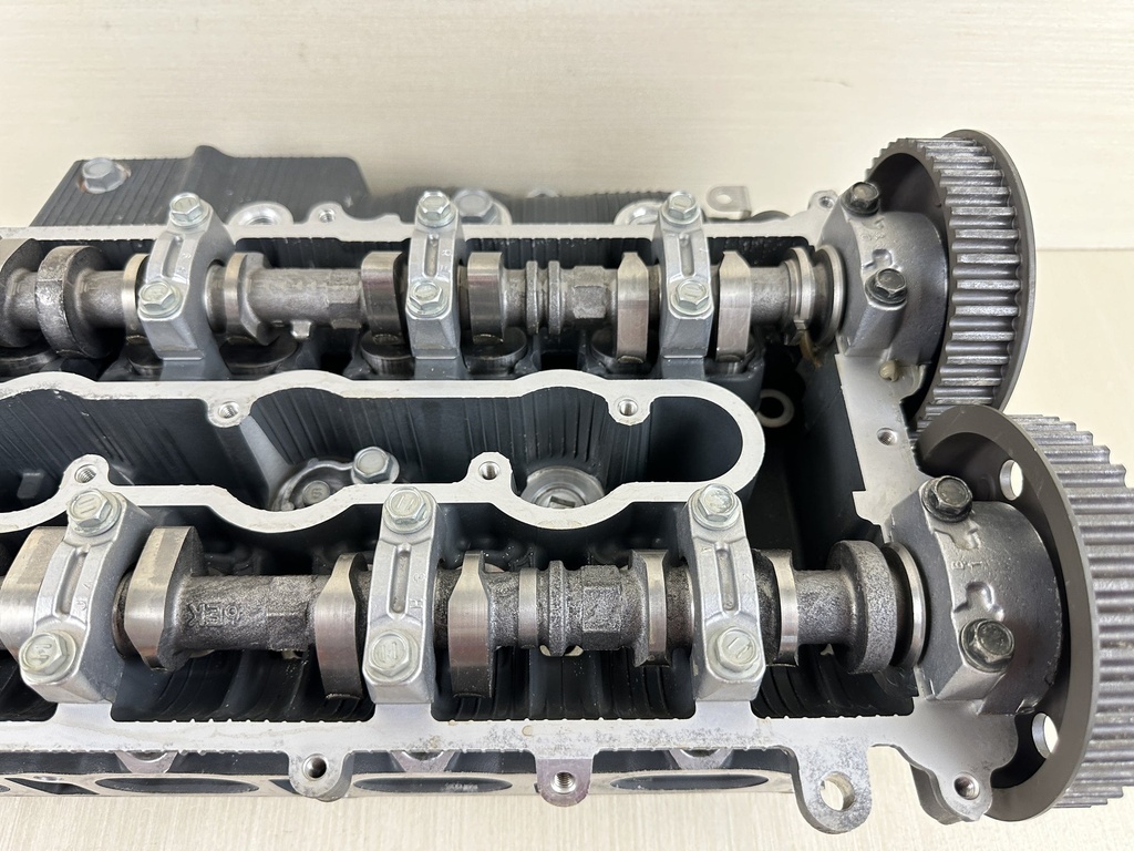 2015 Yamaha 115HP 4 Stroke Outboard Cylinder Head Complete 6EK-W009A-00-9S