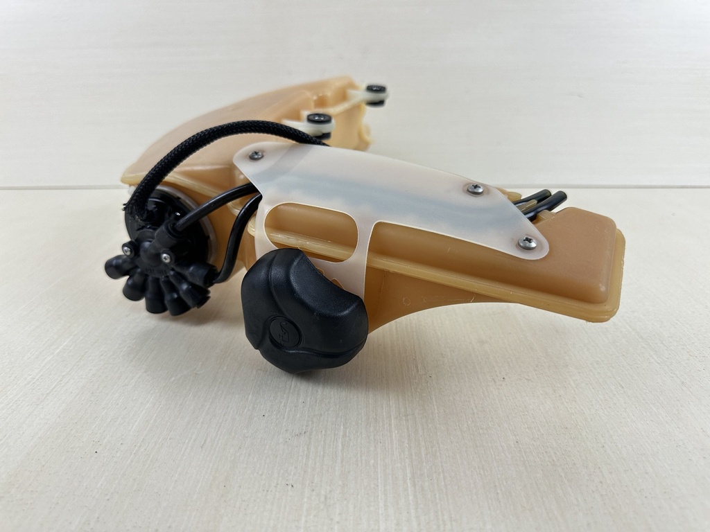 2008 Evinrude Etec 40HP Oil Tank With Pump Assembly 5007250 5007587