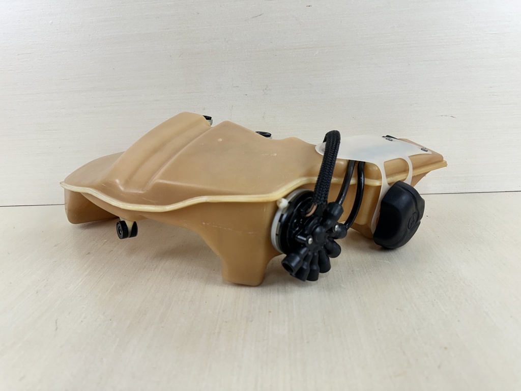 2008 Evinrude Etec 40HP Oil Tank With Pump Assembly 5007250 5007587