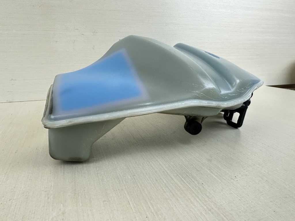 2010 Evinrude 40HP Etec Outboard Oil Tank & Pump Assembly 5007951