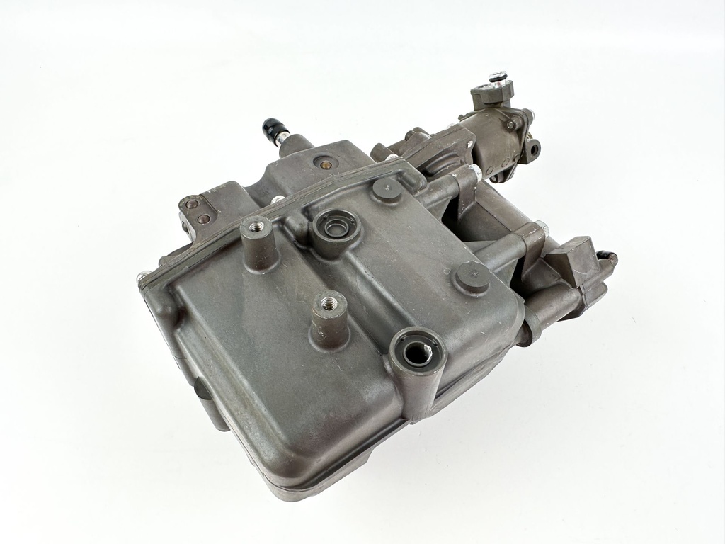 2004 Honda 135 HP 4 Stroke Outboard Vapor Separator Tank VST 16730-ZY6-023 OEM