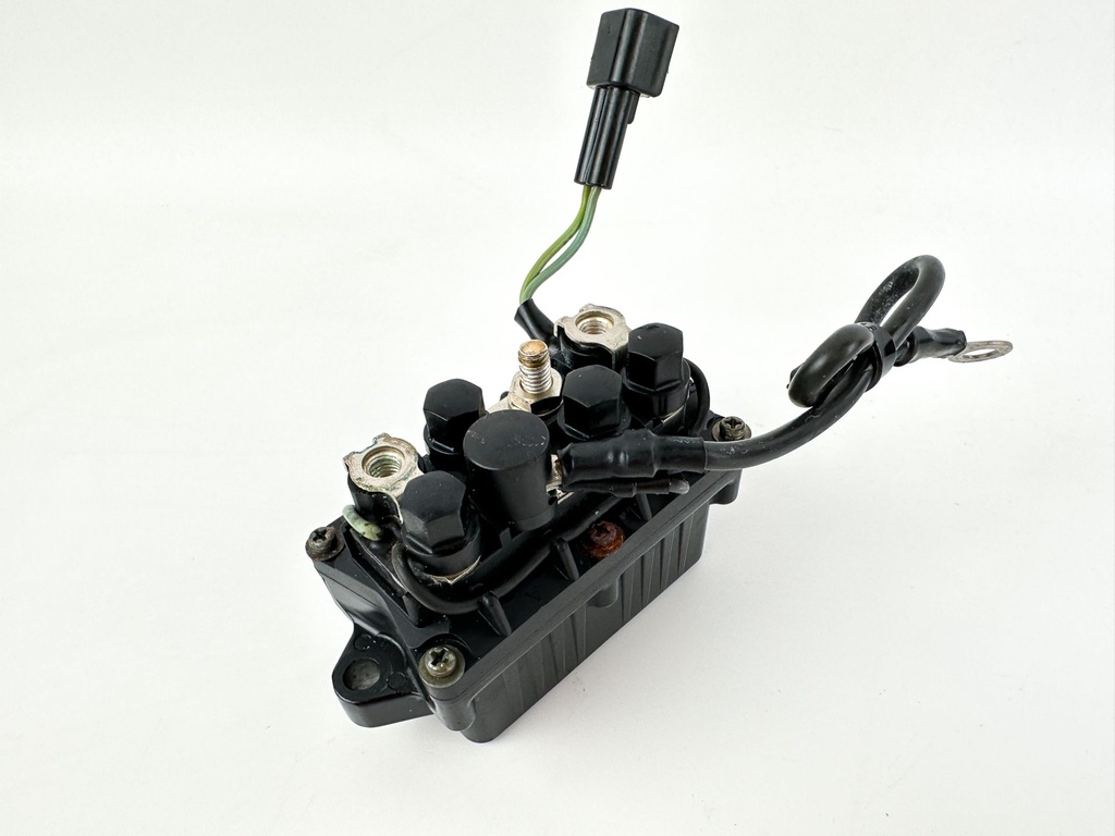 2003 Yamaha 200 HP 2 Stroke Outboard Trim Tilt Relay 68F-81950-01-00 OEM