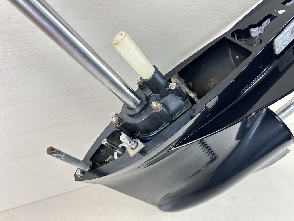 Mercury 135 150 175 HP 2 Stroke EFI DFI 1.87:1 25" XL Lower Unit Gear Case RH 144 Hours