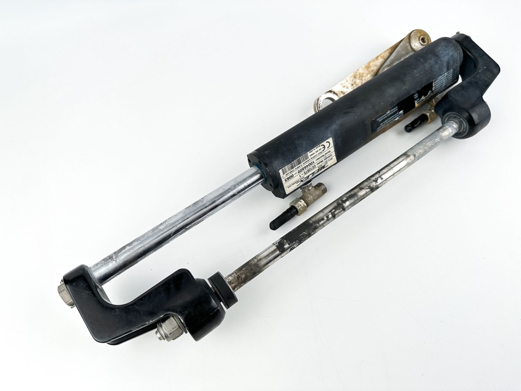 Uflex Outboard Hydraulic Steering Cylinder Ram UC128TS-1