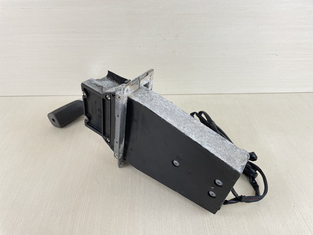 BRP Johnson Evinrude Top Mount Binnacle Control Box 5006182 Missing Cover