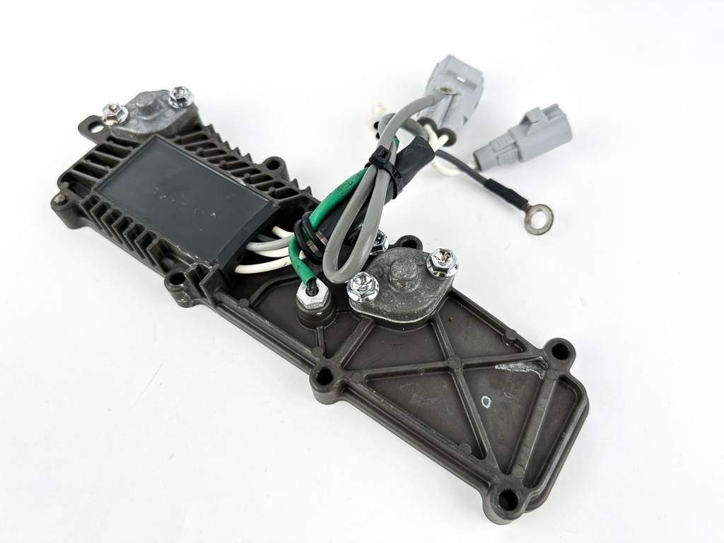 2018 Suzuki 115 HP 4 Stroke Outboard Rectifier & Regulator 32800-92J00 OEM