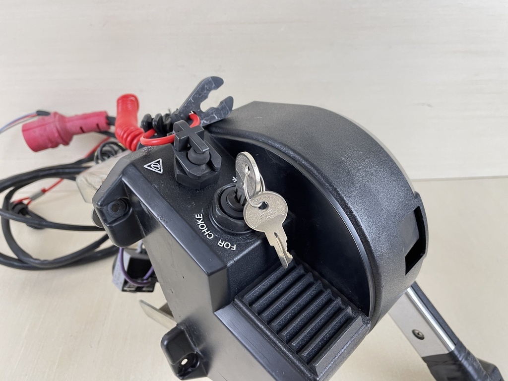 Johnson Evinrude OMC Top Mount Control Box Binnacle 8 Pin Red Plug