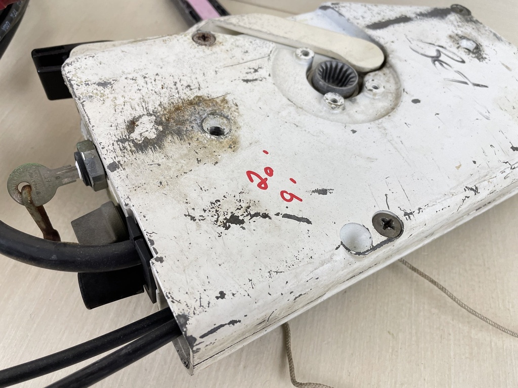 Johnson Evinrude Side Mount Binnacle Control Box 8 Pin Red Plug