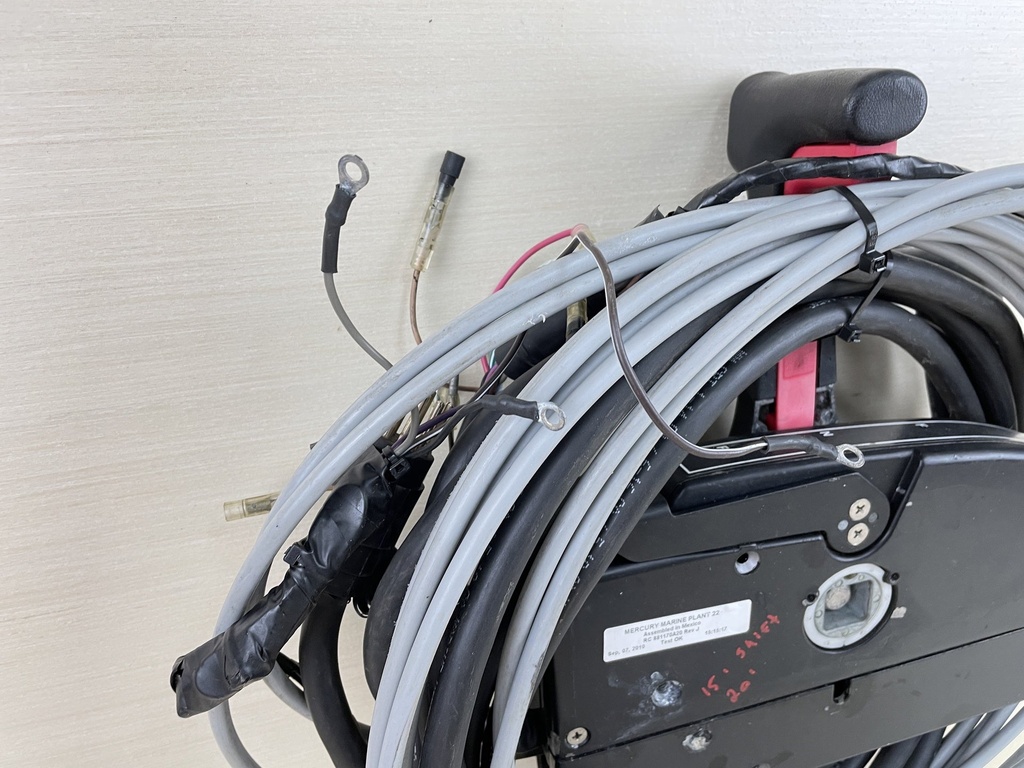 Mercury Marine 8 Pin Side Mount Remote Control Box Binnacle