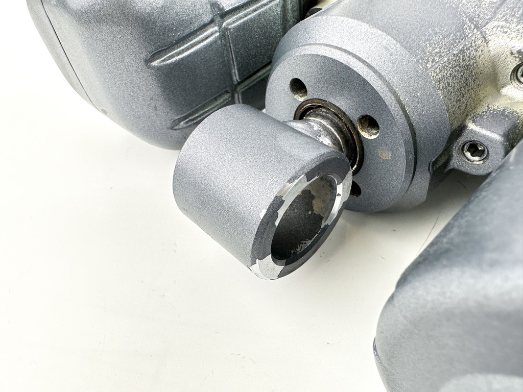Yamaha 150HP Outboard Engine Power Trim & Tilt Unit Assembly - Tested