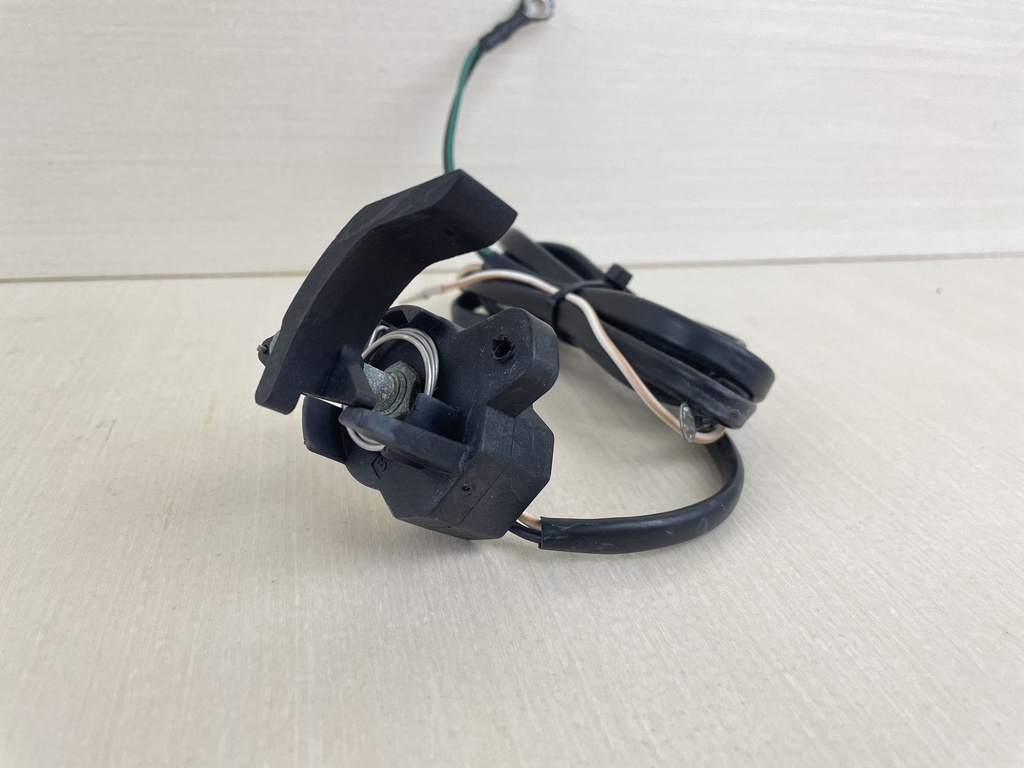 2000 Johnson Evinrude 50HP 2 Stroke Outboard Trim Tilt Sending Unit Sensor 0585174 585174