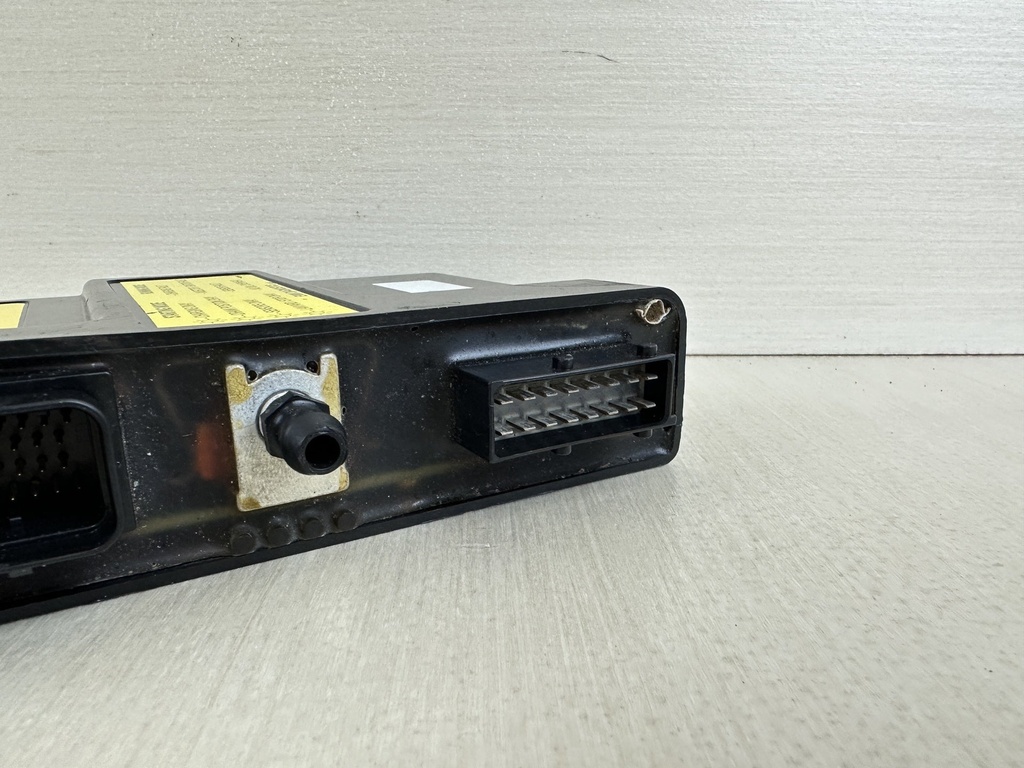 Evinrude BRP Etec 2 Stroke Outboard ECU EMM Computer Assembly 586862