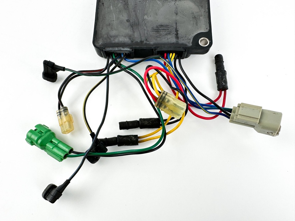 1996 Honda 50 HP 4 Stroke Outboard C.D.I CDI Assembly 30580-ZV5-003 OEM