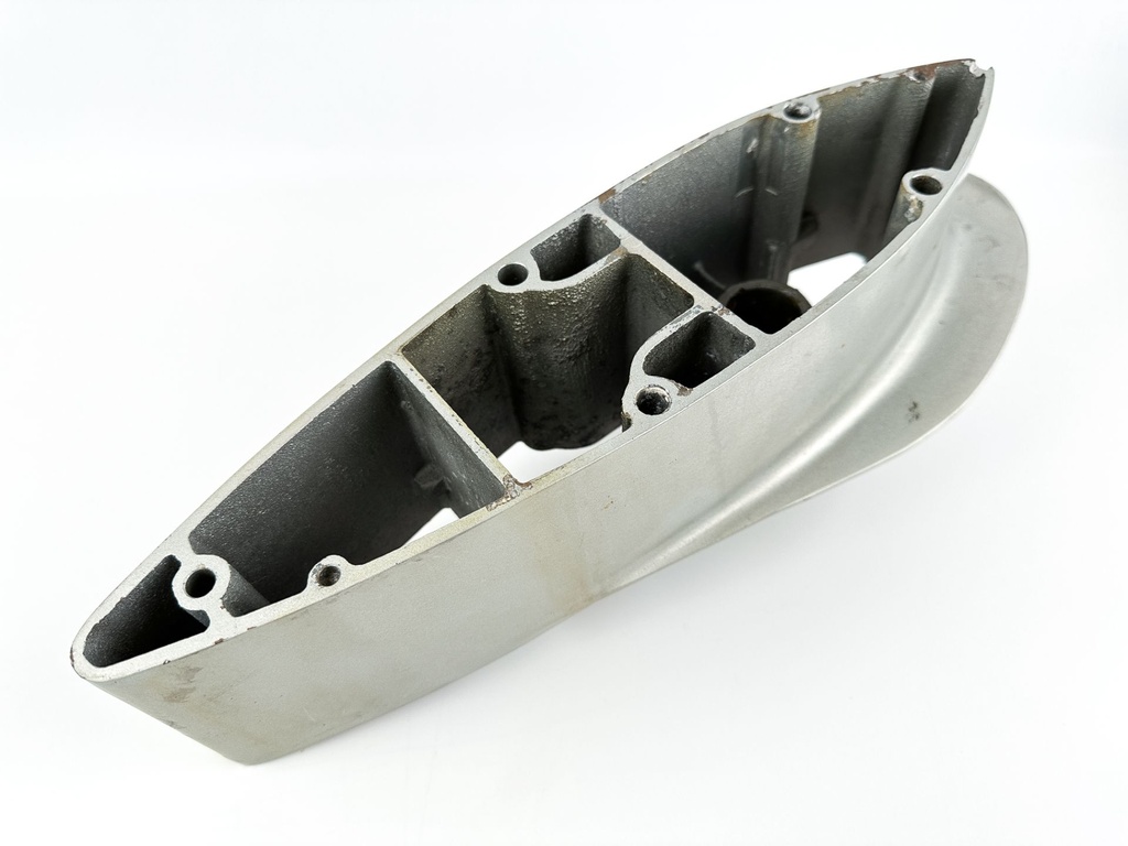 1996 Honda 50 HP 4 Stroke Outboard 5" Midsection Extension Case OEM