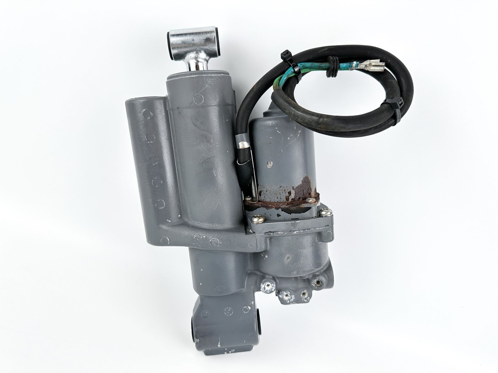 97-03 56000-ZV5-823ZA Honda 40 45 50 HP 4 Stroke Outboard Power Trim Tilt Unit