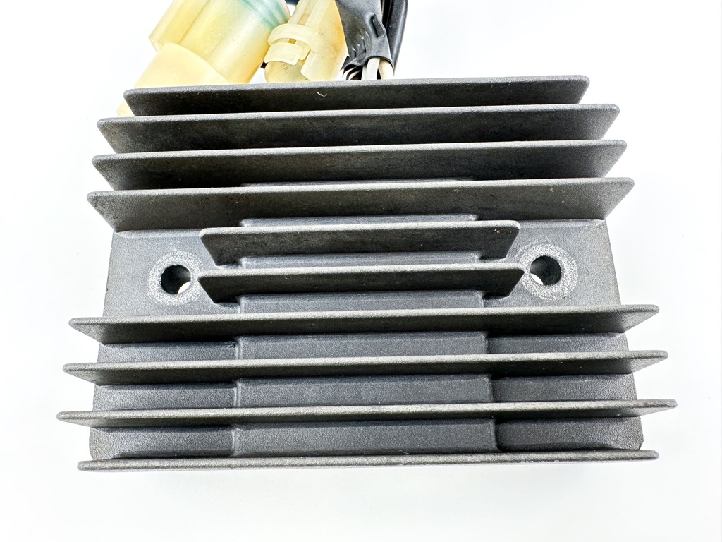 1997 Honda 90 HP 4 Stroke Outboard Rectifier & Regulator 31750-ZW1-003 OEM