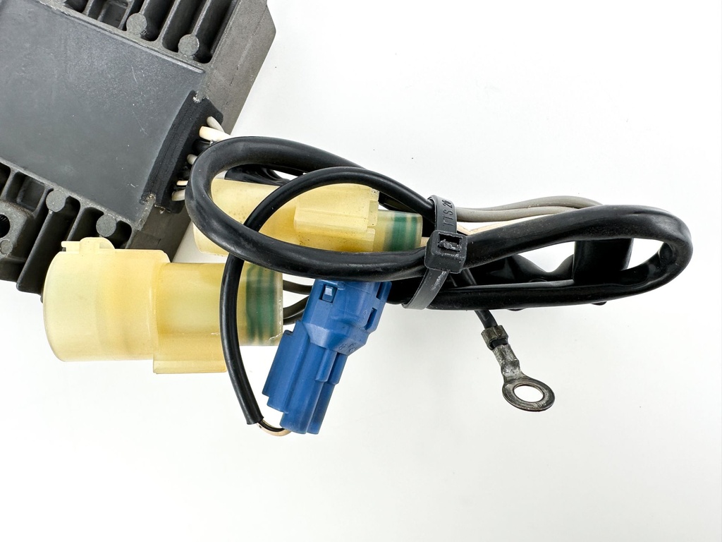 1997 Honda 90 HP 4 Stroke Outboard Rectifier & Regulator 31750-ZW1-003 OEM