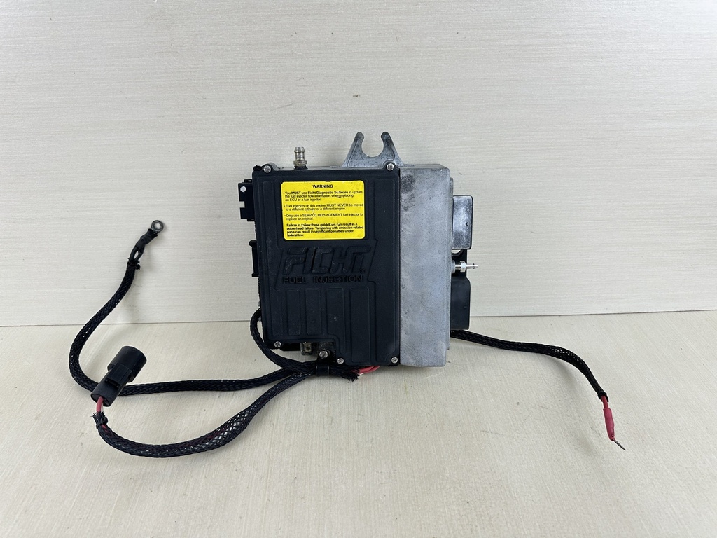 2001 Evinrude 250HP Ficht 2 Stroke Outboard EMM ECU Program Assembly 0586724 