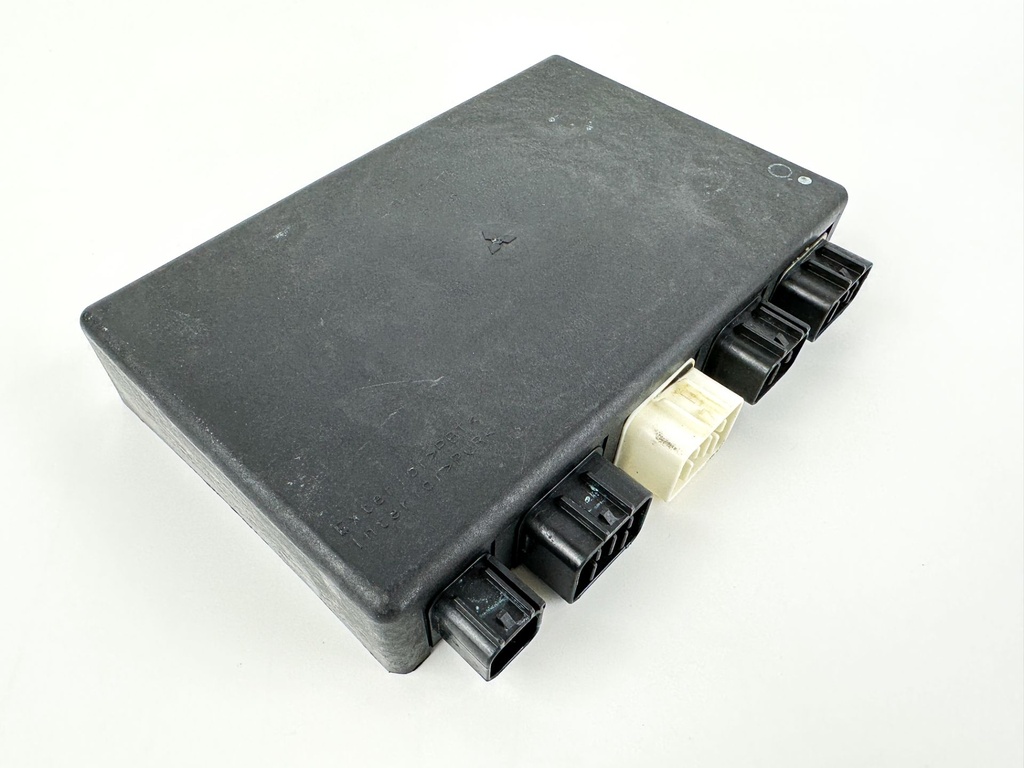 2000 Suzuki 70 HP 4 Stroke Outboard Engine Control Unit ECU 33920-99E14 OEM