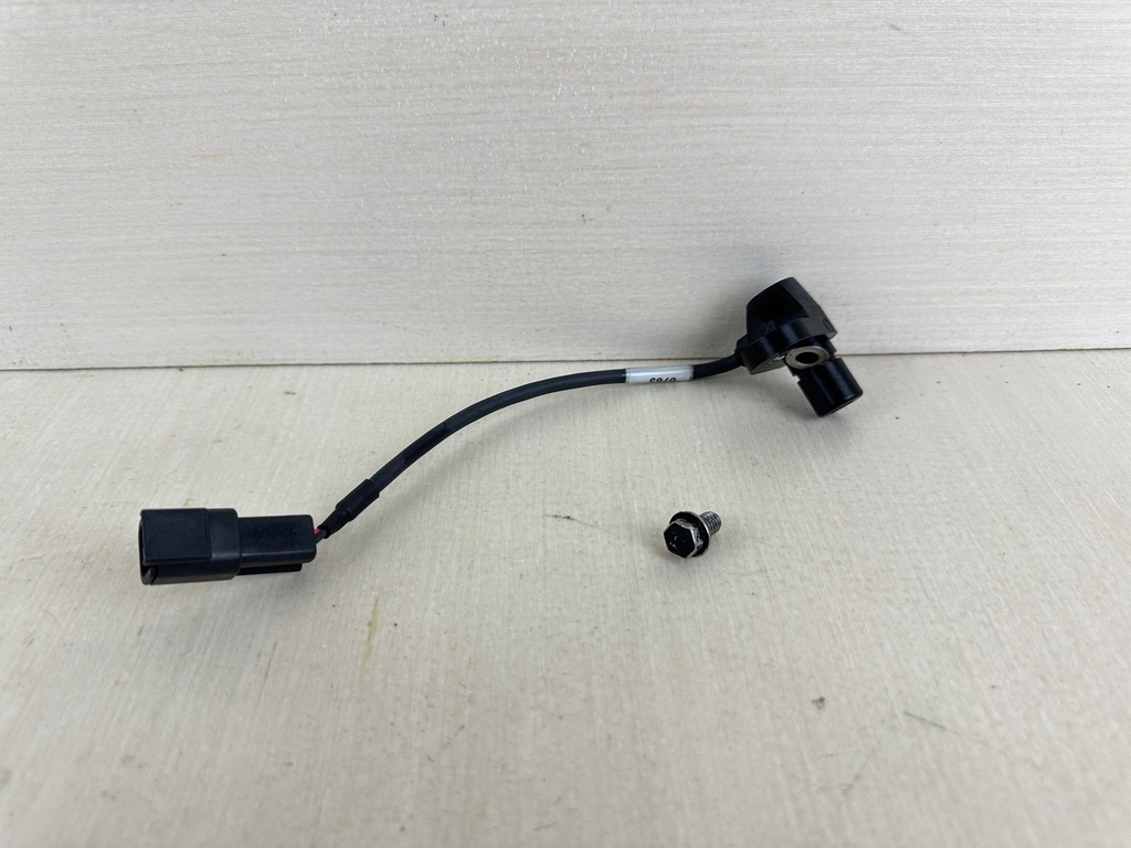 2001 Evinrude 250HP Ficht 2 Stroke Outboard Crank Position Sensor 5000729  