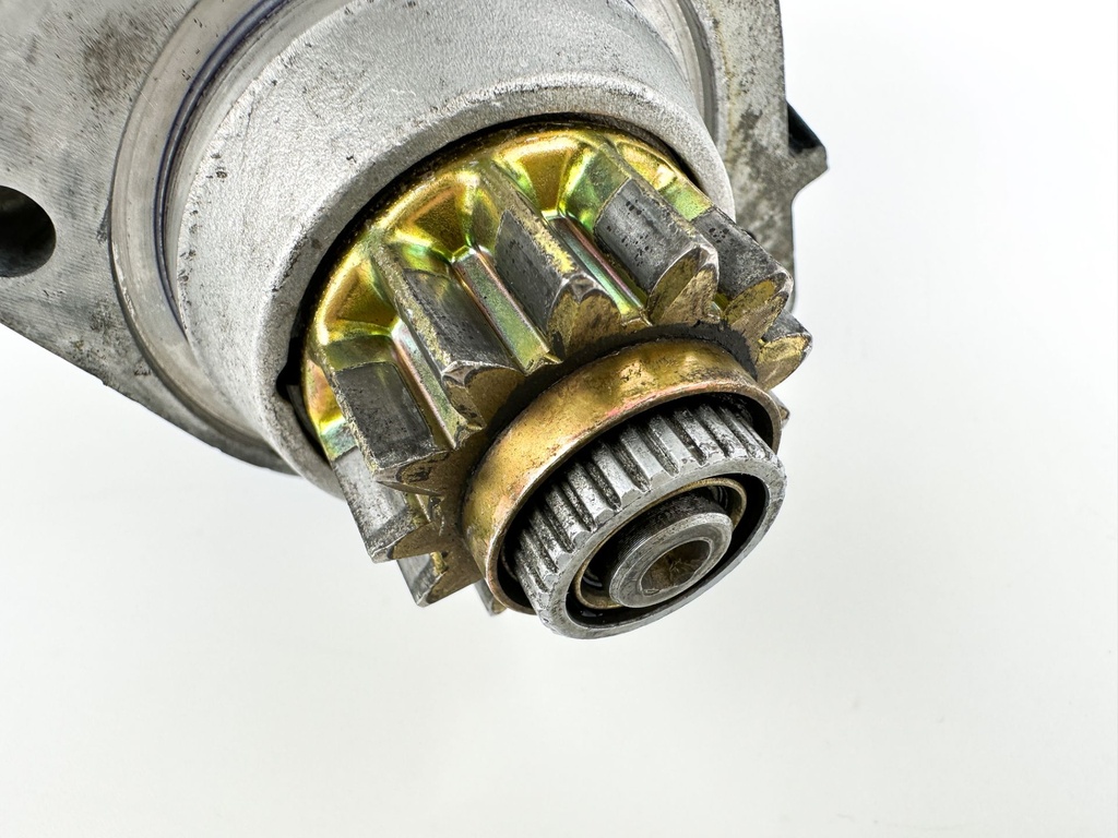 2001 Honda 130 HP 4 Stroke Outboard Starter Motor 31200-ZW5-003 OEM