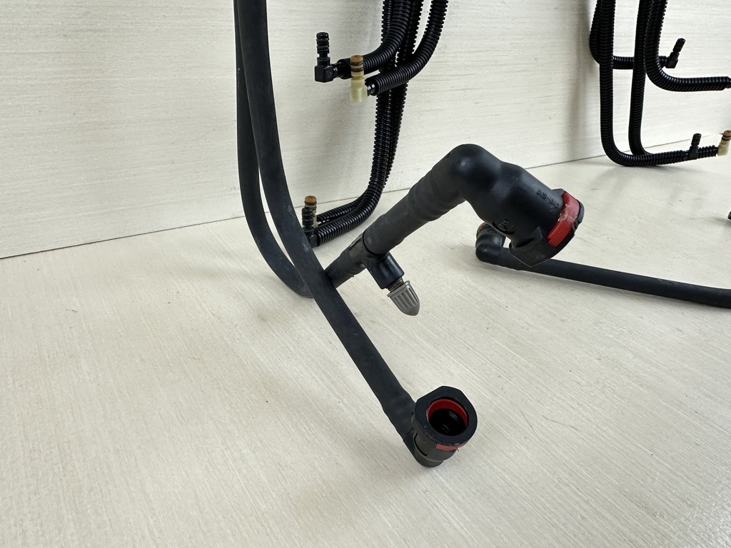 2001 Evinrude 250HP Ficht 2 Stroke Outboard Fuel Feed & Return Line Hose Assembly 5001275