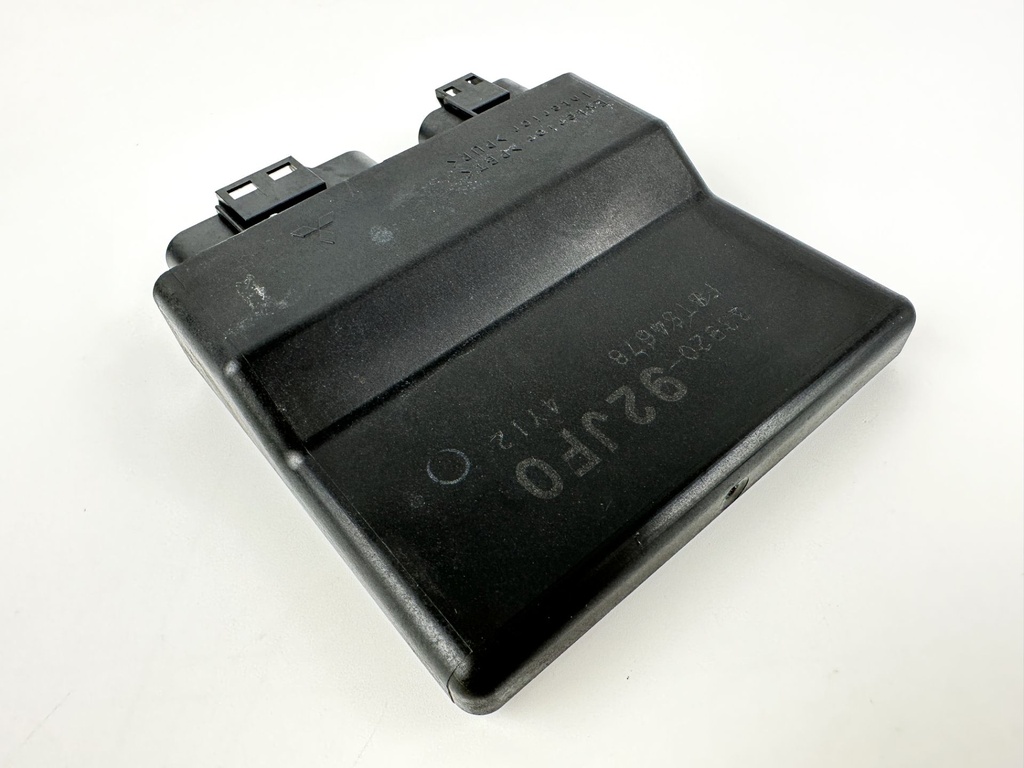 2003 Suzuki 70 HP 4 Stroke Outboard Engine Control Unit ECU 33920-99JF0 OEM