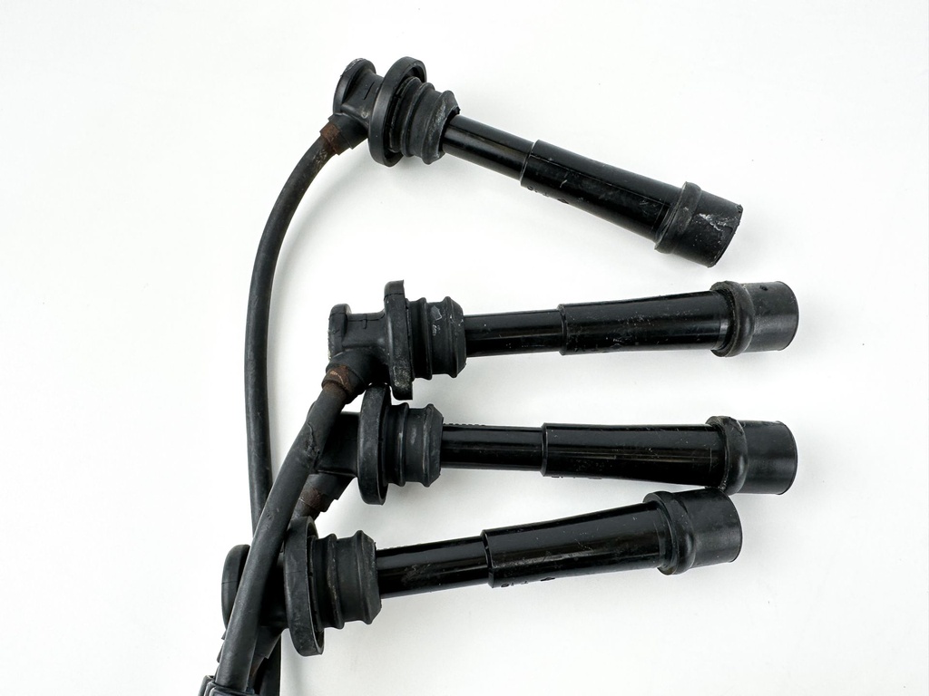 2003 Suzuki 70 HP 4 Stroke Outboard Ignition Coil Set 33420-99E00 OEM