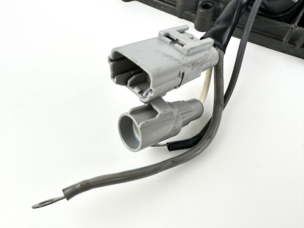 2003 Suzuki 70 HP 4 Stroke Outboard Rectifier & Regulator 32800-92E20 OEM