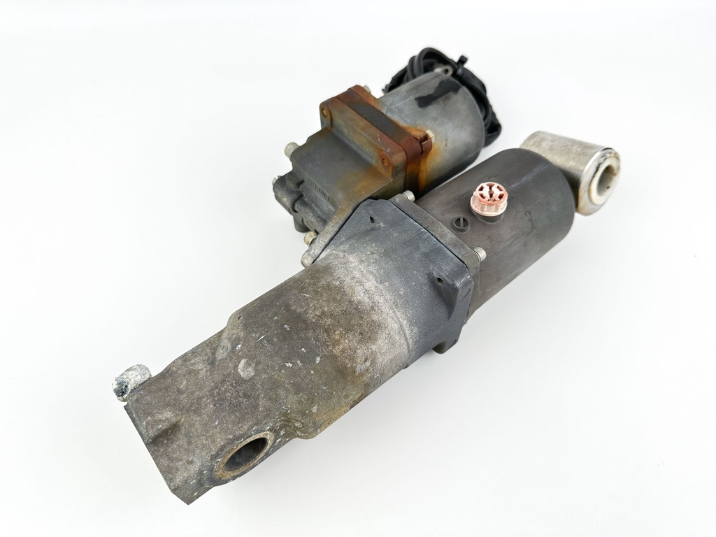 Johnson Suzuki DF 70 90 115 HP Outboard Power Tilt Trim Unit Assembly