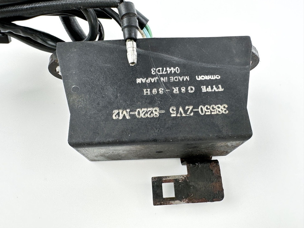 1996 Honda 40 HP 4 Stroke Outboard Trim Tilt Relay 38550-ZV5-822 OEM